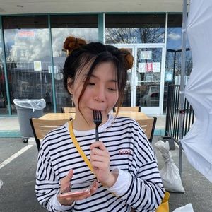 Meet your Posher, Nhu